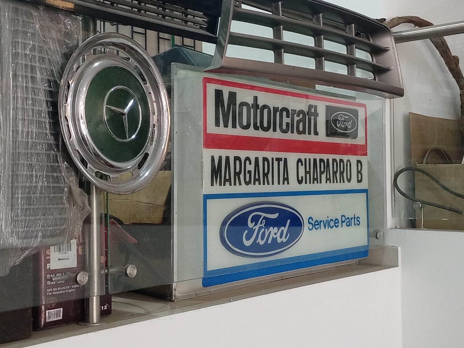 Cartel icónico de Motorcraft, aviso personalizado de Repuestos MCHB en los años 90